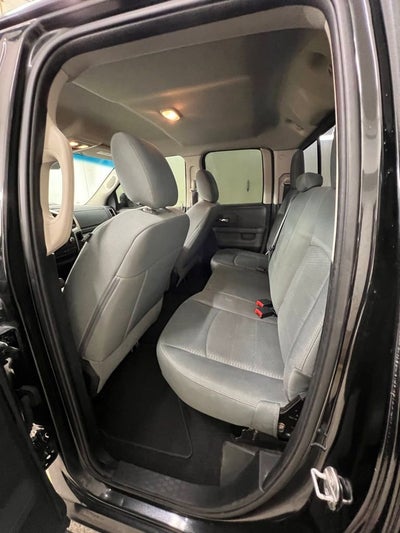 2017 RAM 1500 SLT