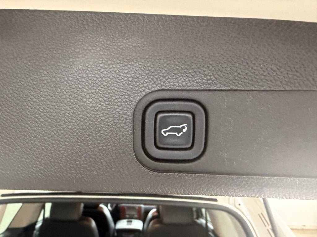 2013 Chevrolet Tahoe LTZ
